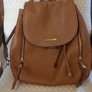 Michael Kors Viv Large Backpack Acorn
